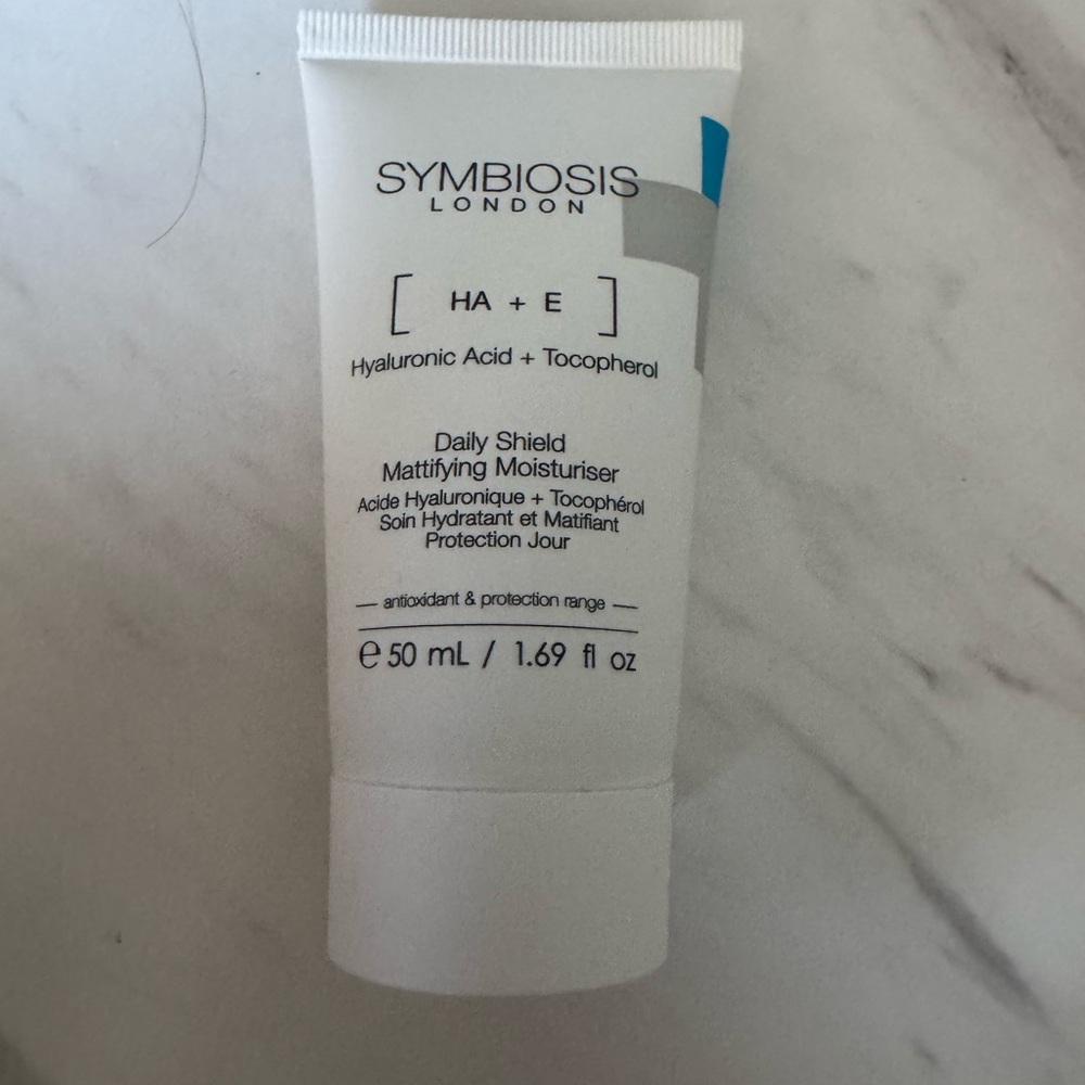 Symbiosis London Daily Shield Mattifying Moisturiser